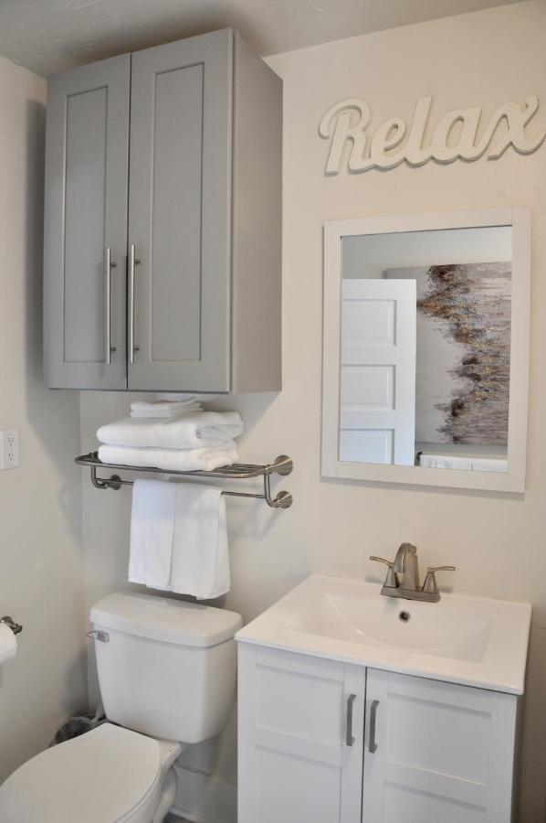 Cozy 2 Bdrm Vacation Rental - 1 Mile To Dtwn ラピッドシティ エクステリア 写真