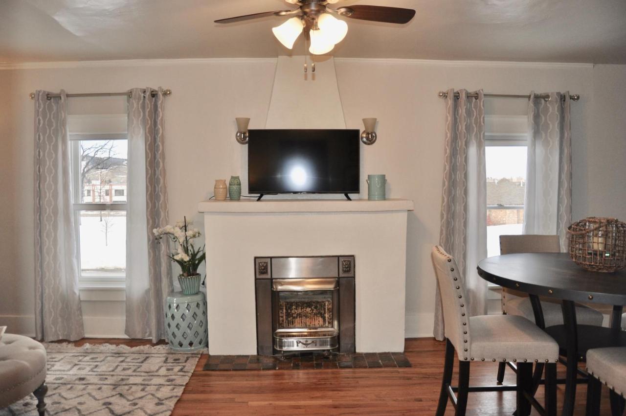Cozy 2 Bdrm Vacation Rental - 1 Mile To Dtwn ラピッドシティ エクステリア 写真