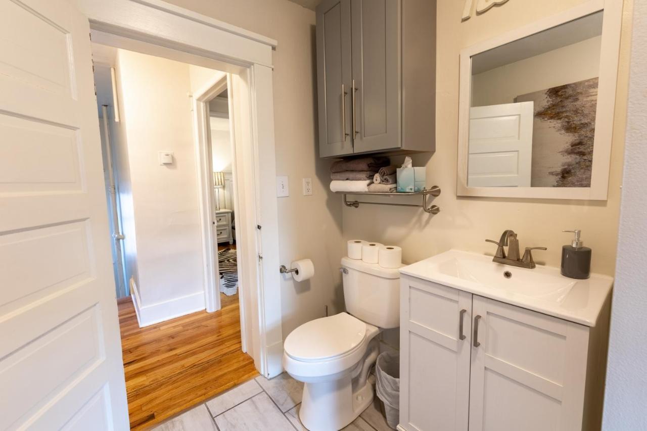 Cozy 2 Bdrm Vacation Rental - 1 Mile To Dtwn ラピッドシティ エクステリア 写真