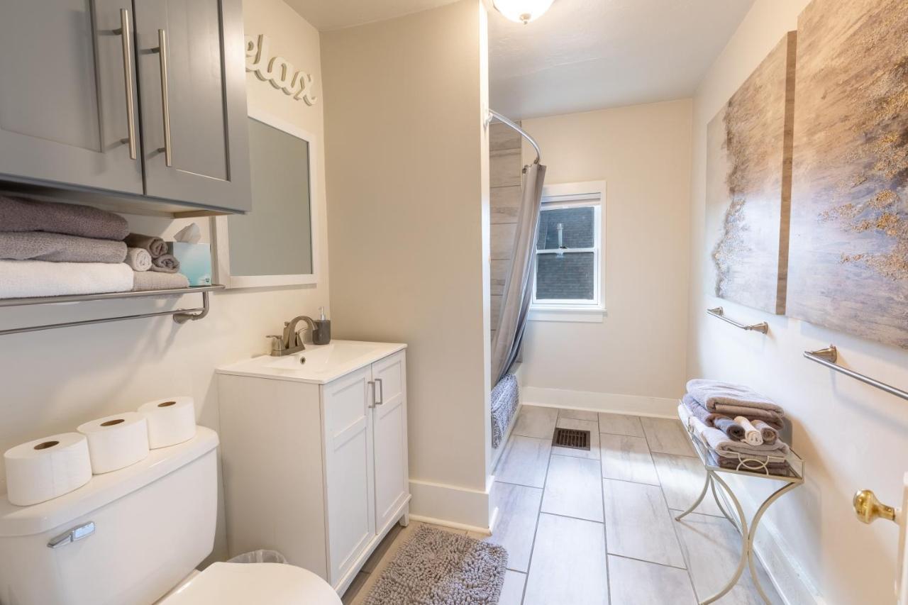 Cozy 2 Bdrm Vacation Rental - 1 Mile To Dtwn ラピッドシティ エクステリア 写真