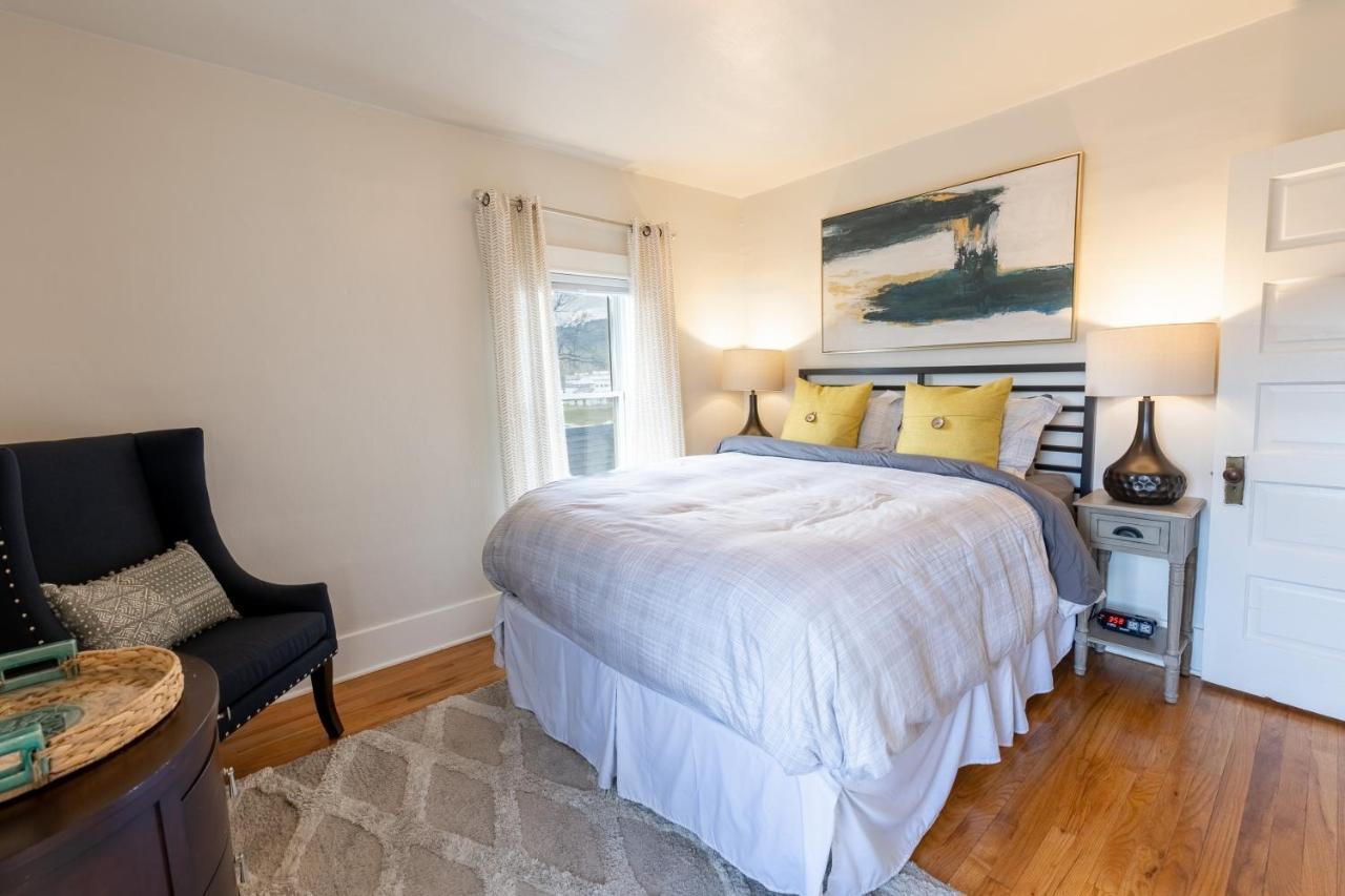 Cozy 2 Bdrm Vacation Rental - 1 Mile To Dtwn ラピッドシティ エクステリア 写真